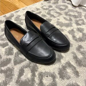 Kensie Women's Black Loafers